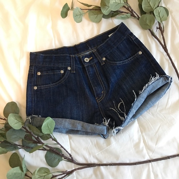 Levi's Pants - Levi’s | Vintage High Waisted Mom Shorts H158